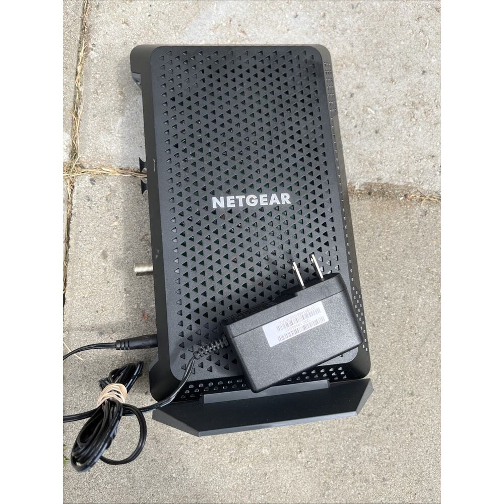 NETGEAR Nighthawk CM1200-100NAS DOCSIS 3.1 Cable Modem - Picture 10 of 10